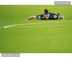 法尔克：热刺后卫武什科维奇被推荐给拜仁，拜仁